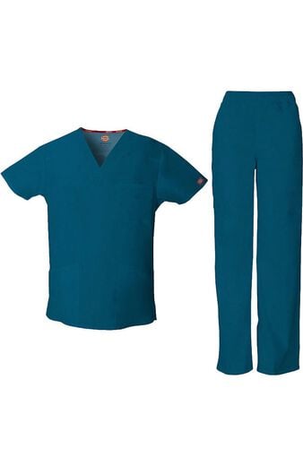 Men's Scrub Set: V-Neck Top & Cargo Pant Men's Scrub Set: V-Neck Top & Cargo Pant