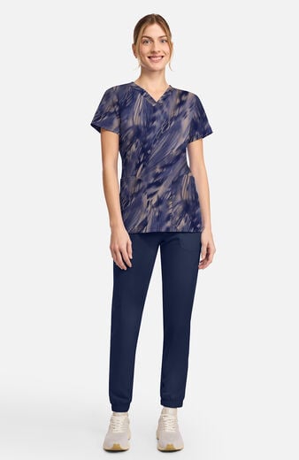 Women's Watercolor Feather Print Scrub Top Women's Watercolor Feather Print Scrub Top