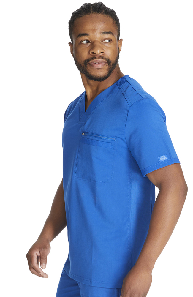 バディ トープ Men's Zip Chest Pocket V-Neck Scrub Top | Dickies